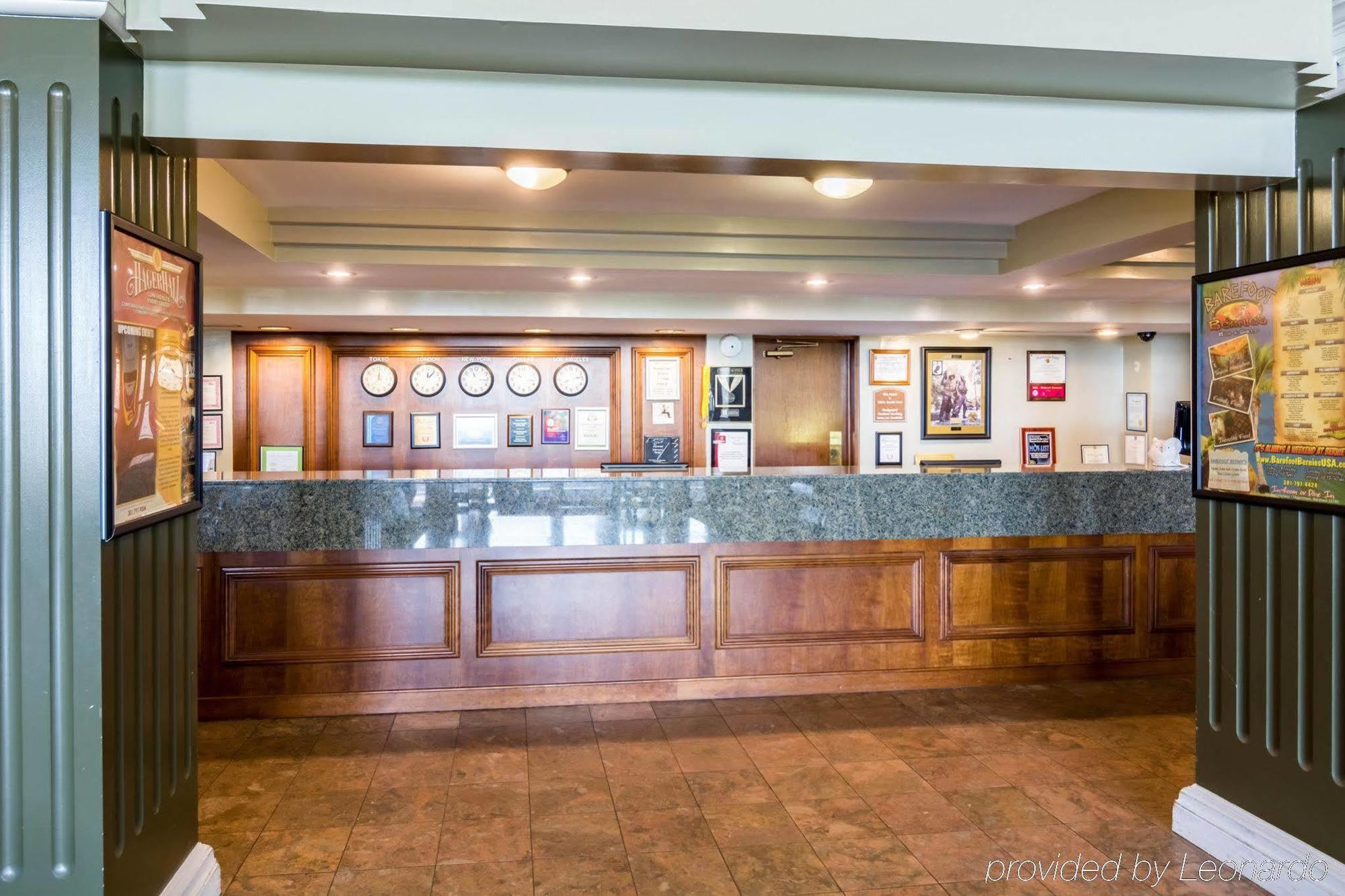Plaza Inn & Suites Хагерстаун Экстерьер фото